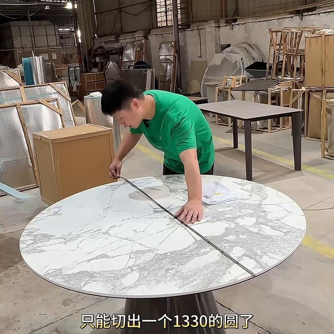 圆桌推荐|小众又高级Laminam寒江雪Yoda圆桌...