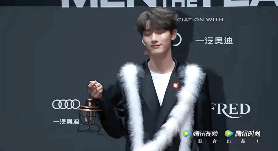 gq盛典明星红毯造型都有谁,gq盛典红毯秀angelababy晚宴