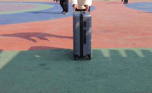 小米行李箱青春版和标准版区别,小米可扩容行李箱24寸