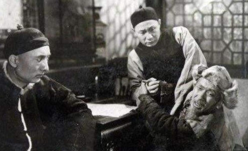 郭俊卿的英勇事迹简介,特等功臣郭俊卿