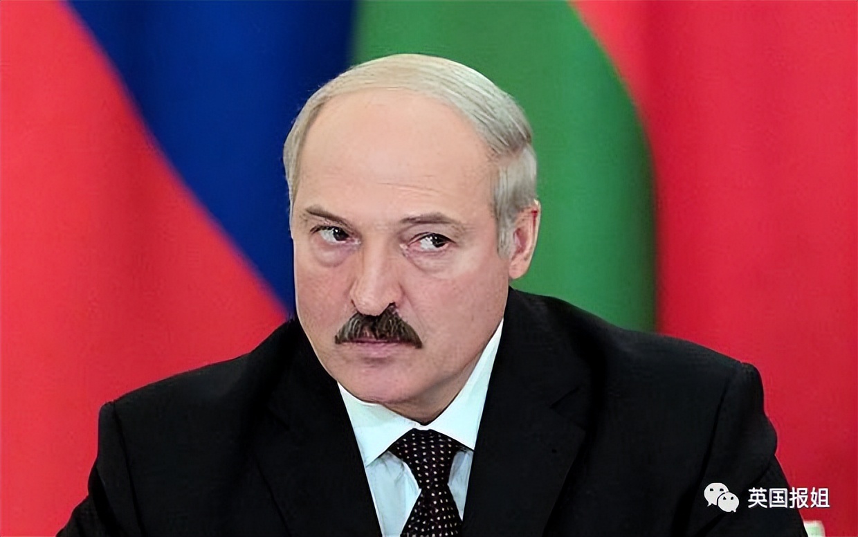 加拿大总理放弃“长发*男美**”人设,剪硬汉发型太辣眼被全网群嘲?