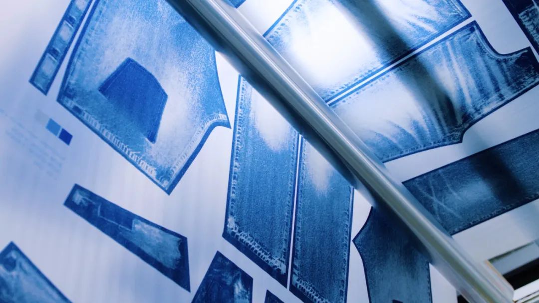 牛仔裤有甲醛吗,牛仔裤上的甲醛有何危害