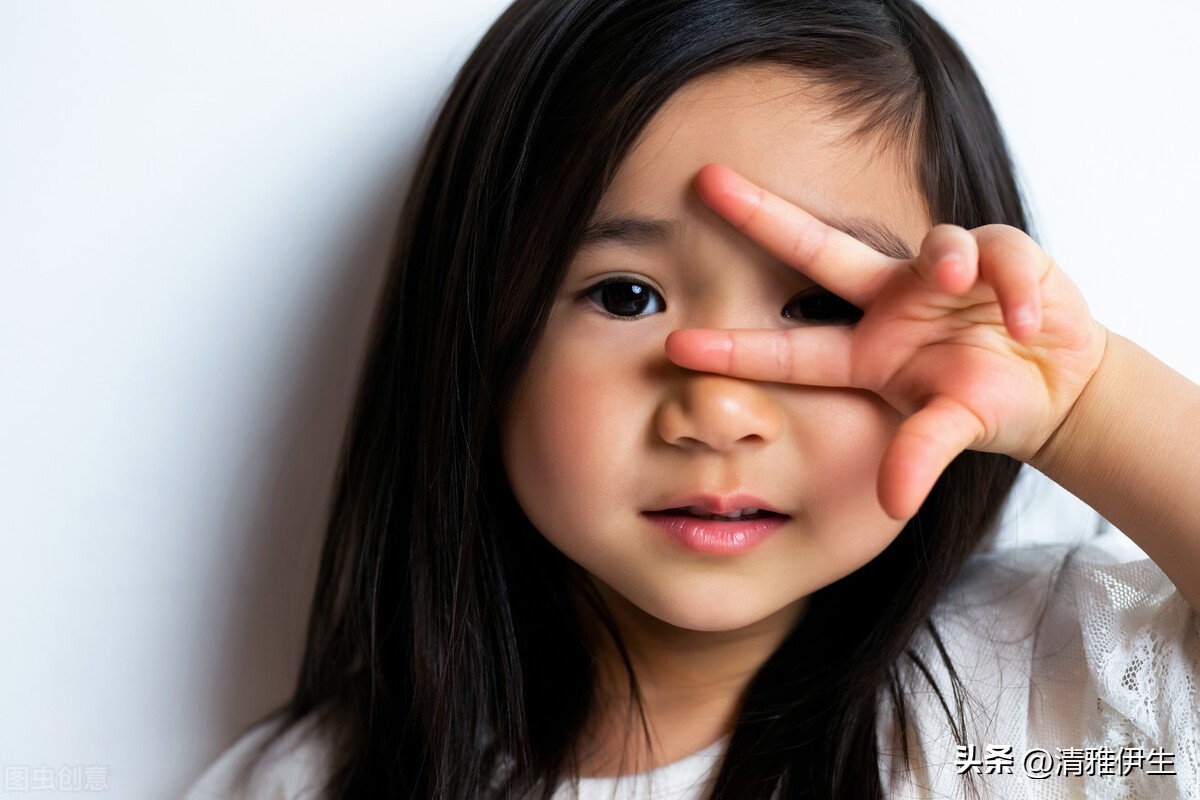 父母该怎样给孩子谈性教育,父母如何跟未成年的孩子谈性教育