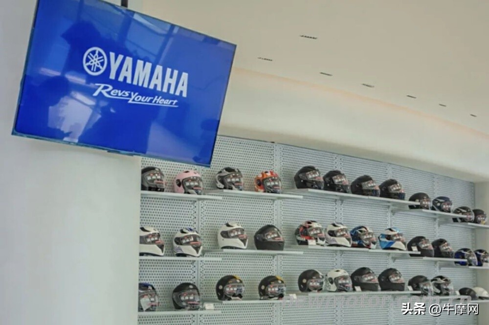 雅马哈yzfr1落地多少钱,雅马哈yzf-r1美版官方报价