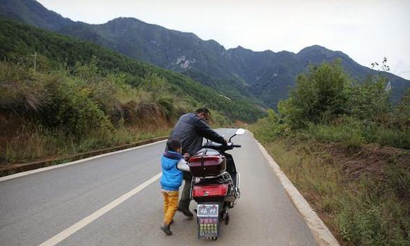 台铃电动车半路没电了怎么办,48伏电动车半路没电怎么办