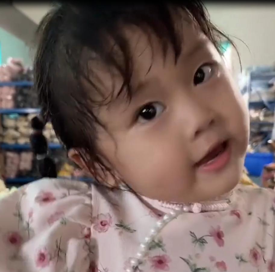 妮妮工厂小员工,妮妮的真实妈妈