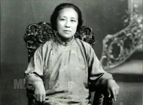 三八历史上的今天,三八妇女节的来历的视频