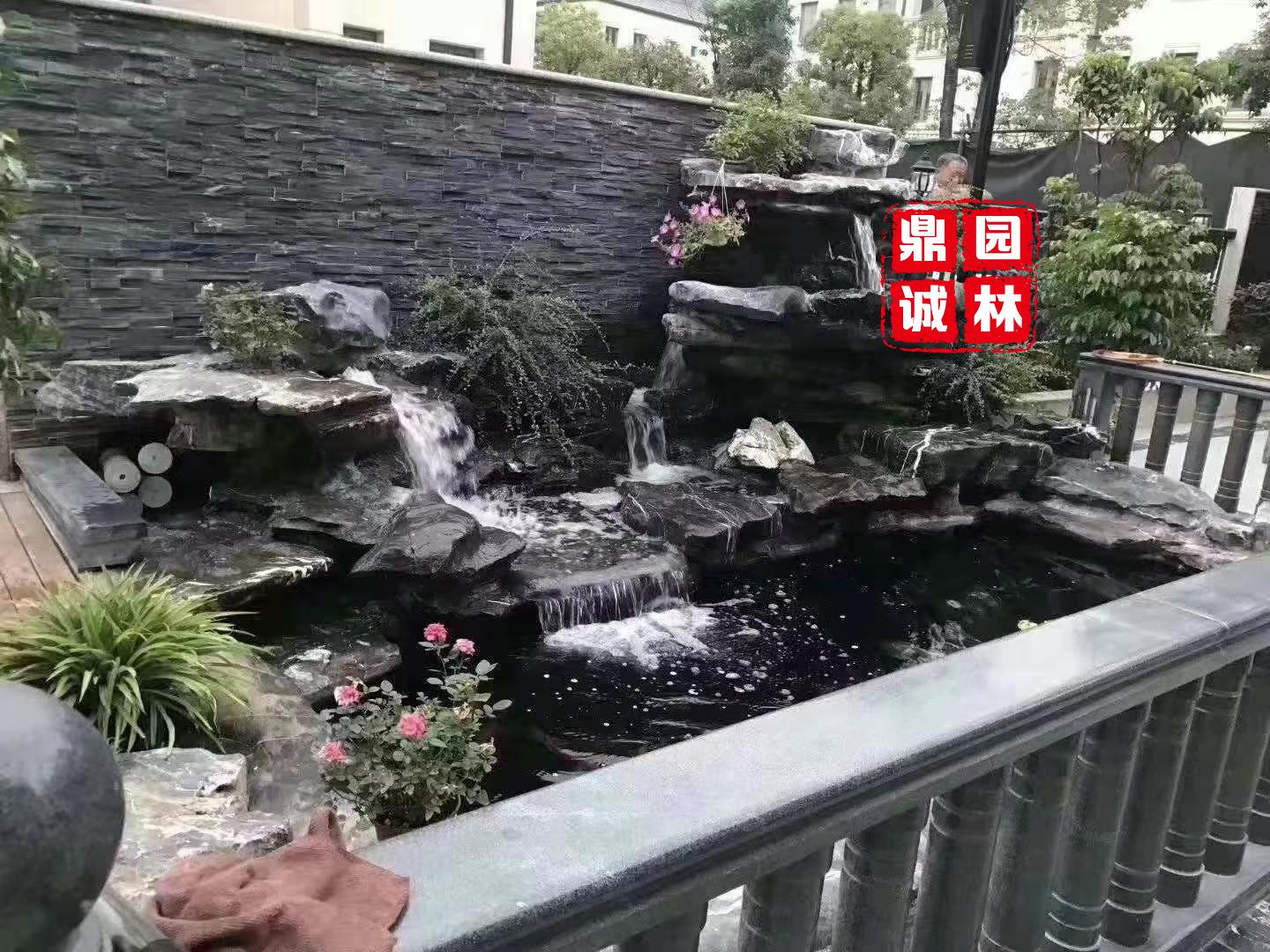 太湖石假山鱼池设计效果图,英德石假山鱼池设计效果图