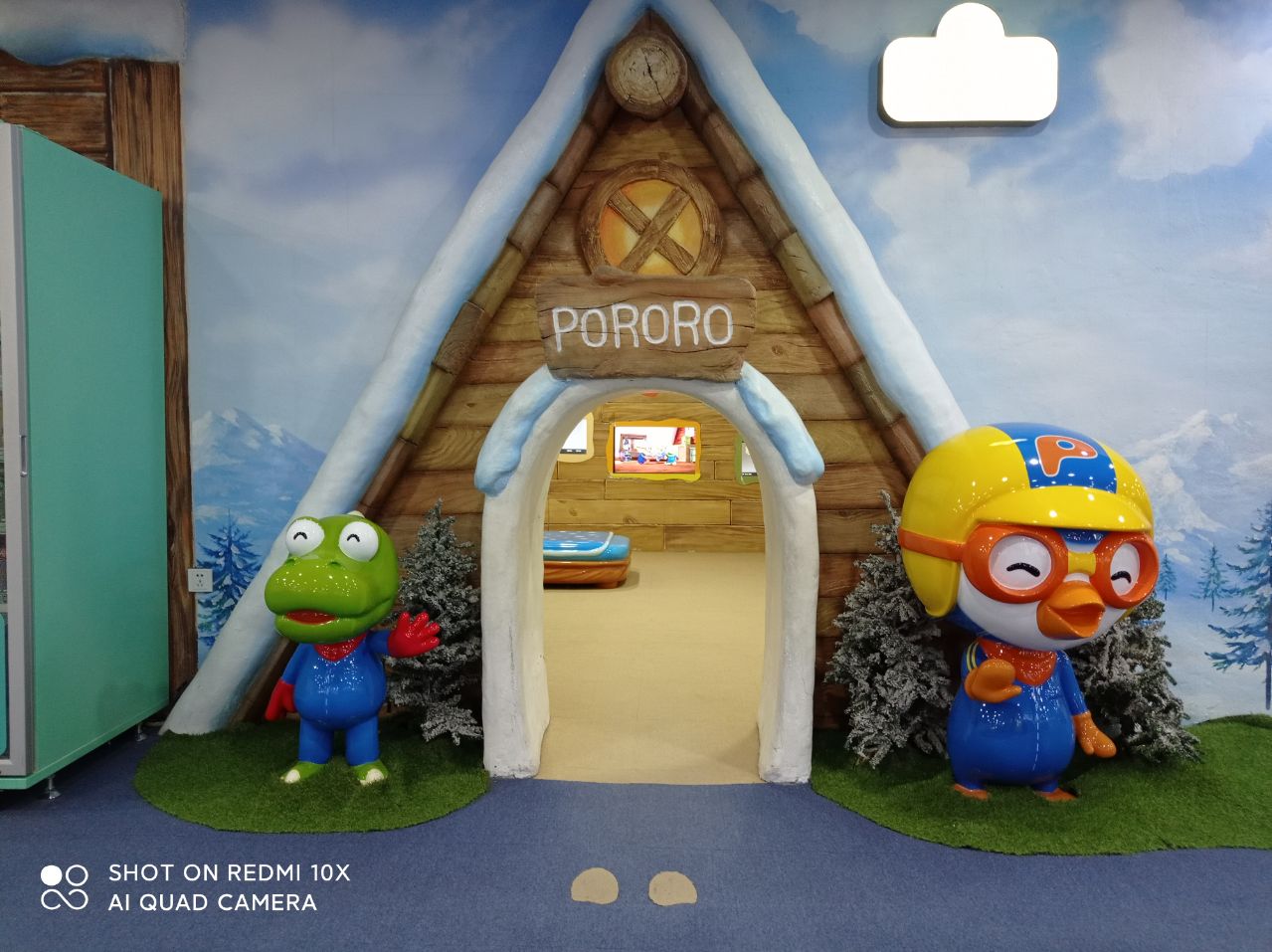 鍟典箰涔愬搧鐗屾棗鑸板簵,鍟典箰涔愬寳浜棗鑸板簵