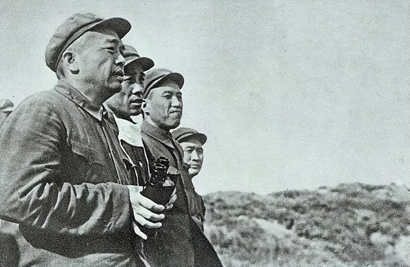 朝鲜人最敬佩的三个人,朝鲜人最尊敬的五位人是谁