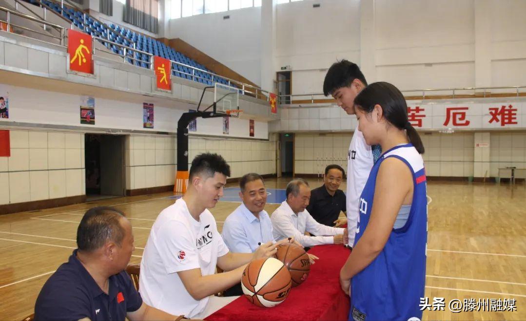 俞长栋重回母校,俞长栋枣庄