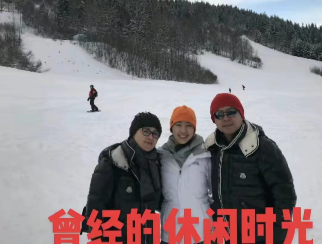 何政军和谁关系最好,何政军夫妻相