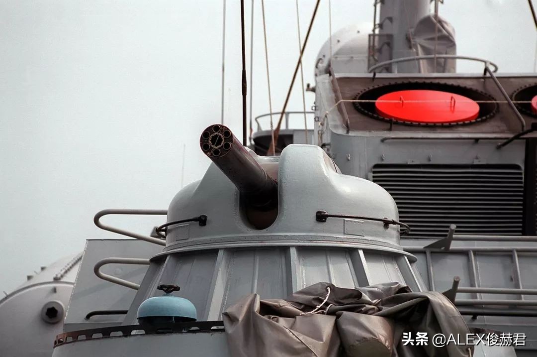 ak176毫米舰炮视频,中国军用ak630舰炮