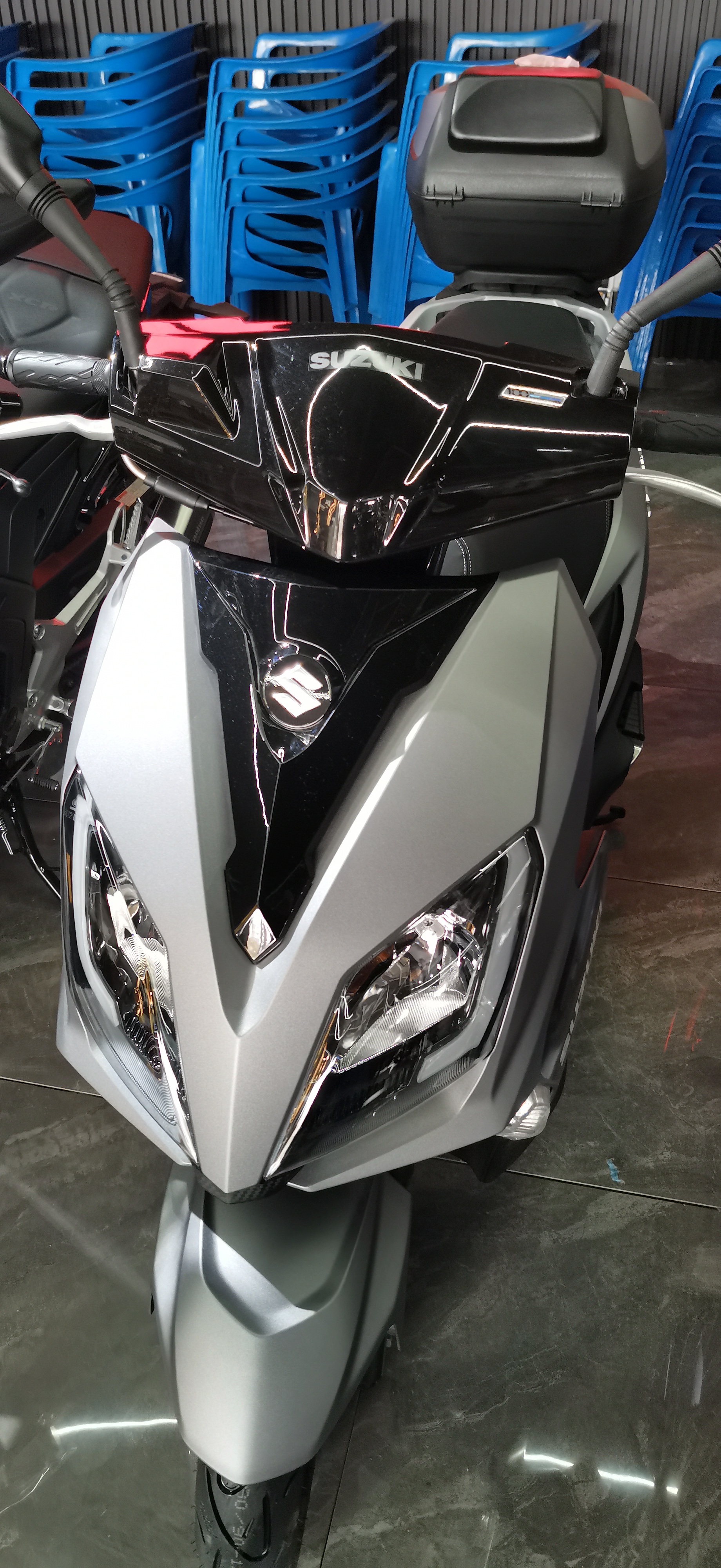 小踏板百公里4升油,踏板4升油跑70公里