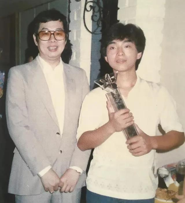 吕方跟郑裕玲谈恋爱多久,吕方跟郑裕玲是不是分手了