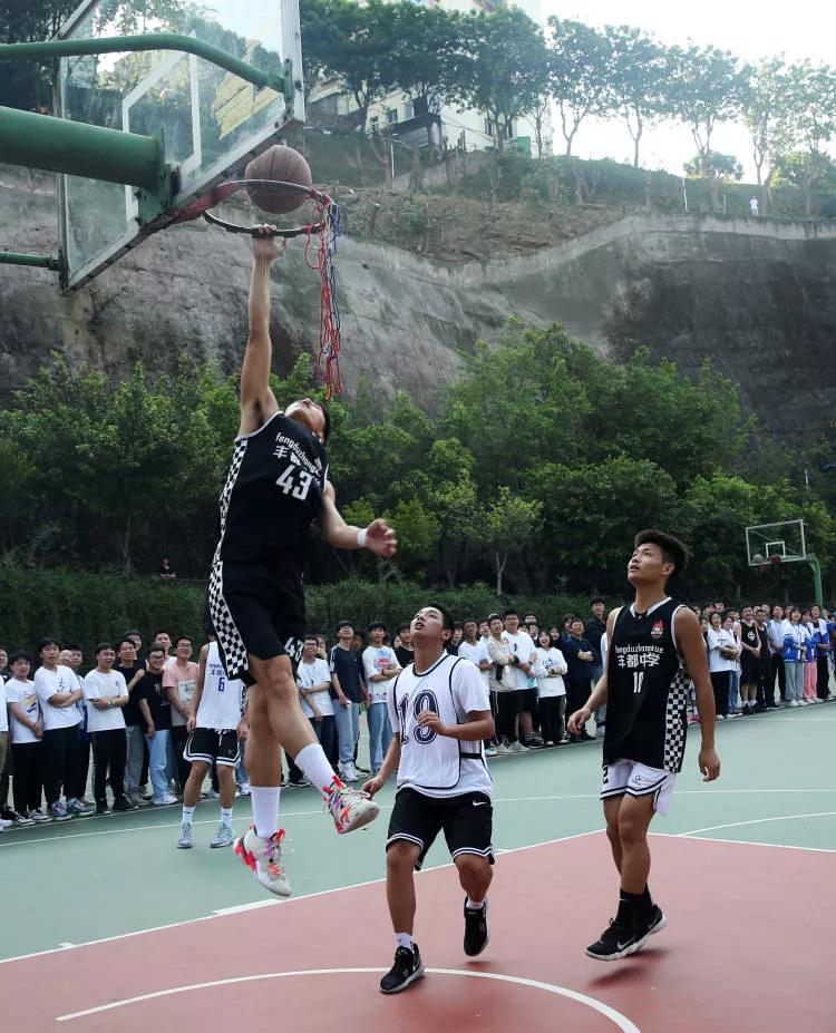 丰都中学篮球比赛,丰都县第五届篮球比赛