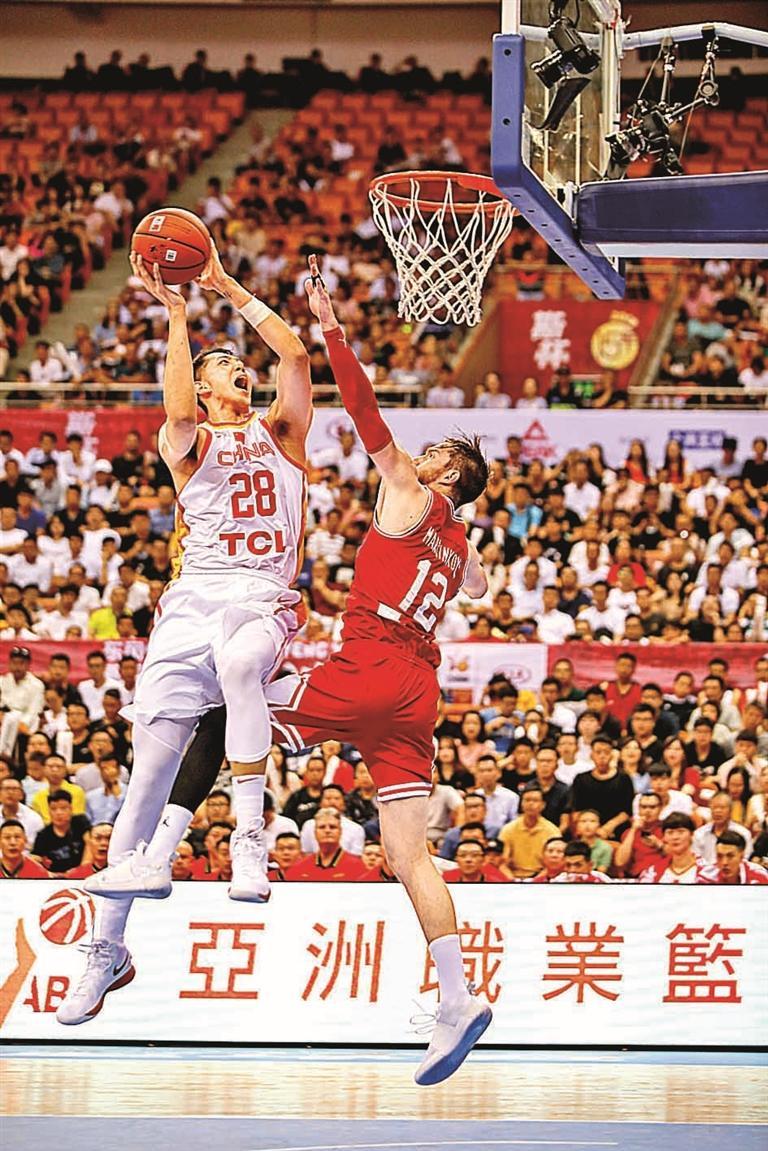 宝安：以体育的力量“领湾奔腾”