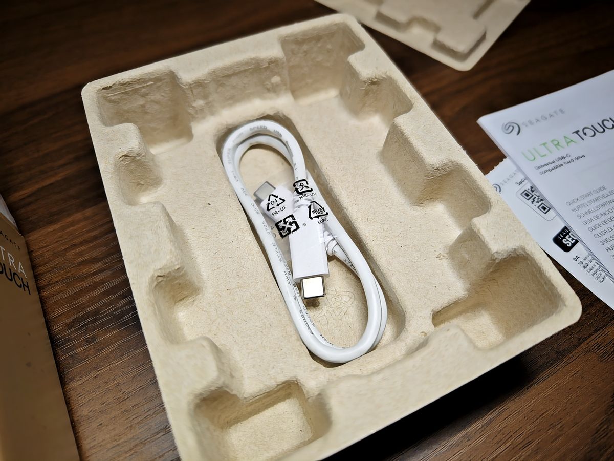 希捷seagate移动硬盘拆解,希捷seagate移动硬盘2tb怎么样