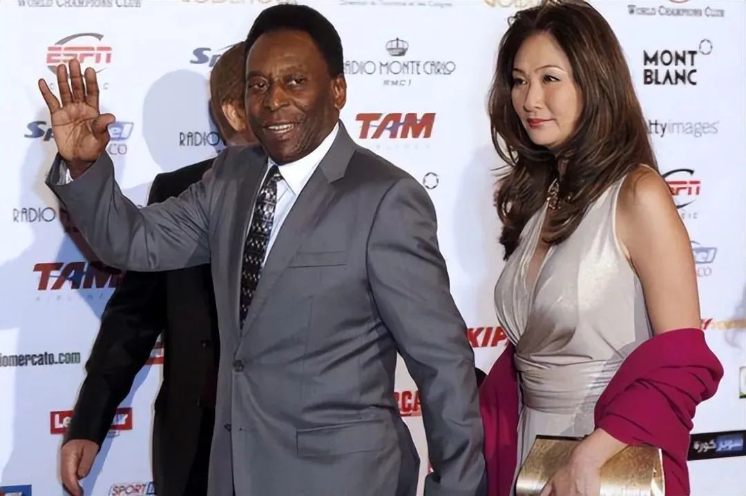 球王贝利放弃化疗转入临终病,球王贝利去世终年82岁一路走好