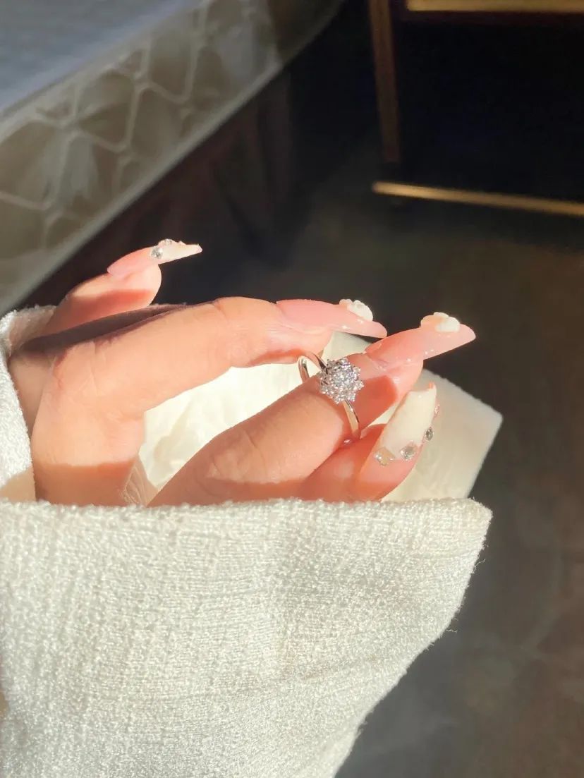 还有哪些适合情人节的钻戒,情人节钻戒推荐图片