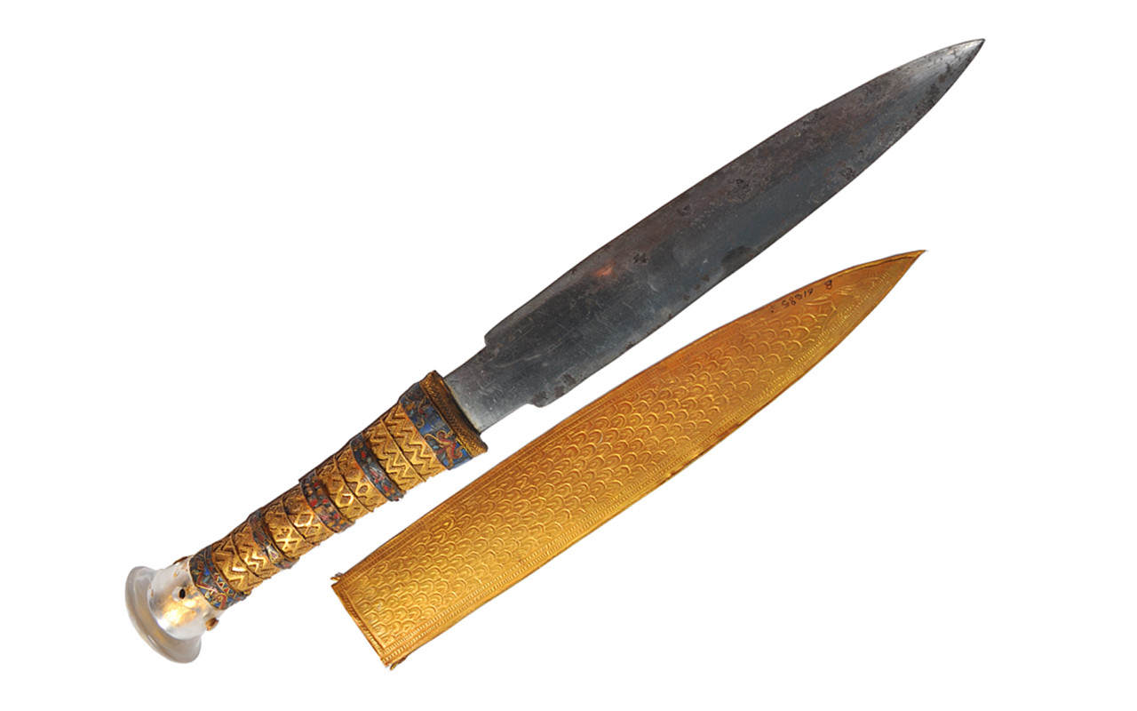 古埃及法老陵墓出土文物,古埃及法老金字塔墓葬