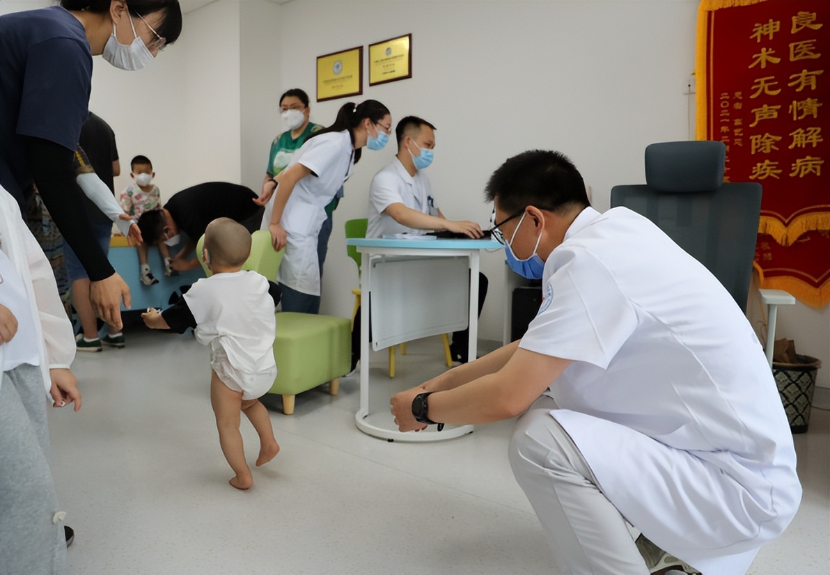 鍖椾含鍎跨鍖婚櫌楠ㄧ鏉庢旦娌荤枟妗堜緥,灏忓効楠ㄧ鏉庢旦鍖荤敓