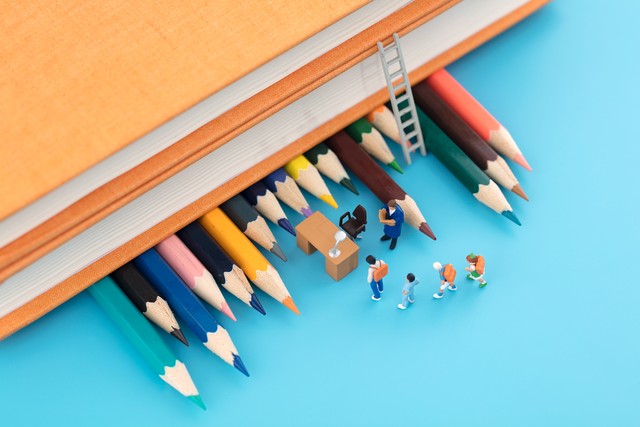 学ui设计的书籍,学设计必看的剧