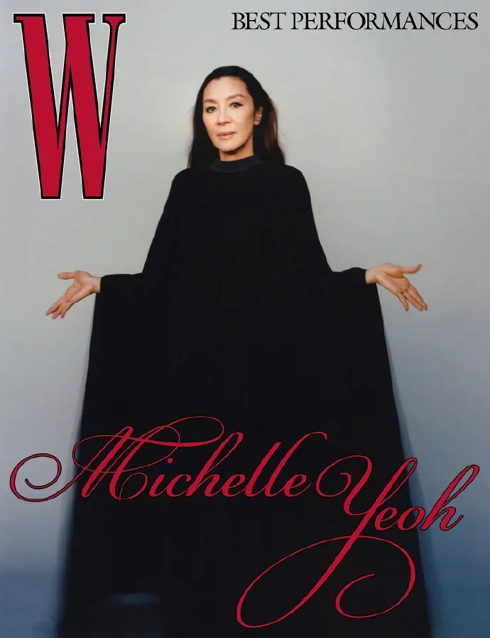 杨紫琼大衣配高筒靴穿搭,杨紫琼穿丝绒大衣图片