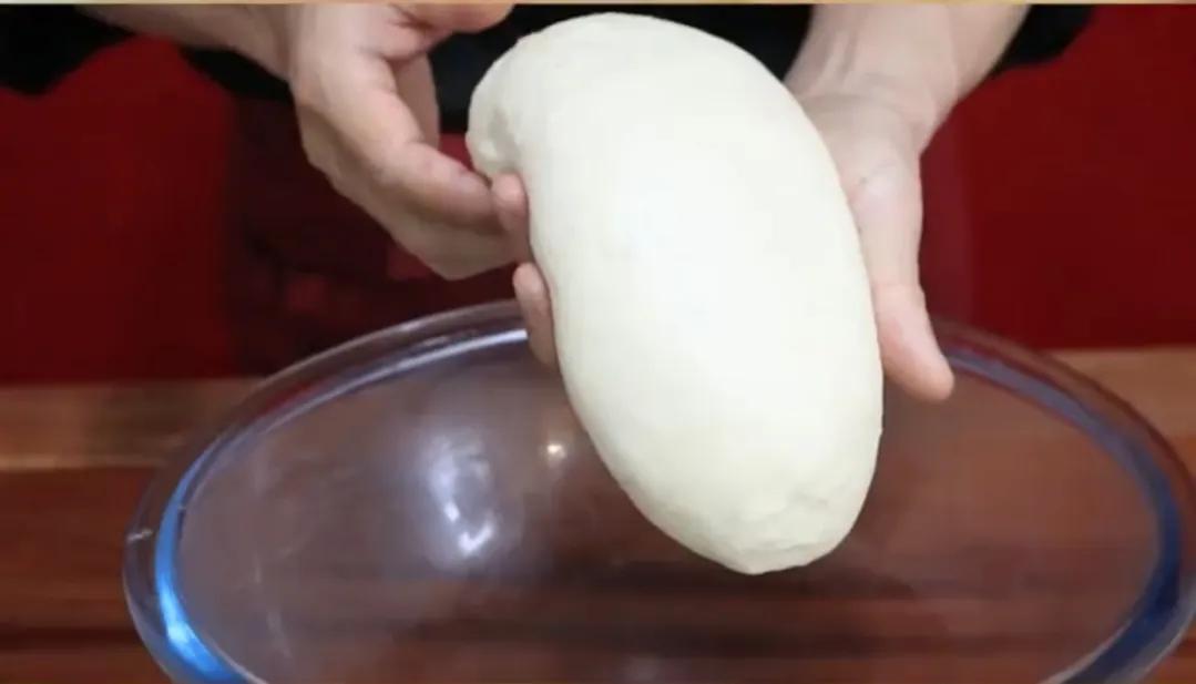 蓬松酥脆小油条做法,蓬松松软的小油条做法与配方