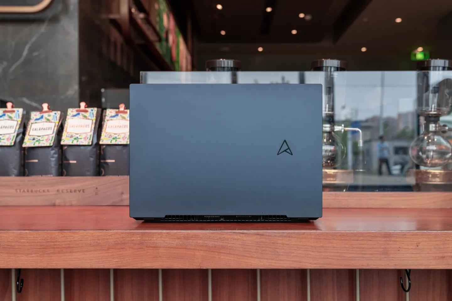 紫色笔记本电脑华硕灵耀pro测评,高端oled显示屏