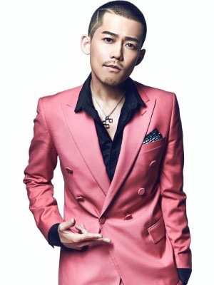 魏晨王铮亮阿穆隆演唱会,王铮亮阿穆隆