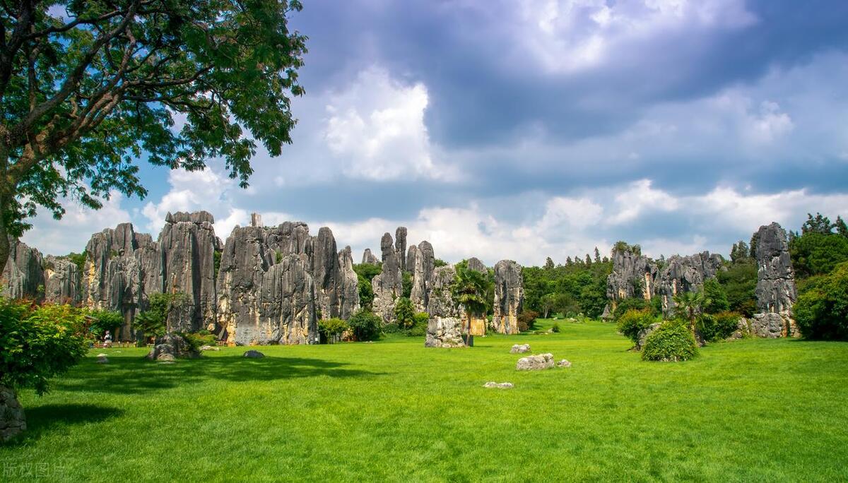 昆明寻甸县十大旅游景点,昆明十大最值得去的景点
