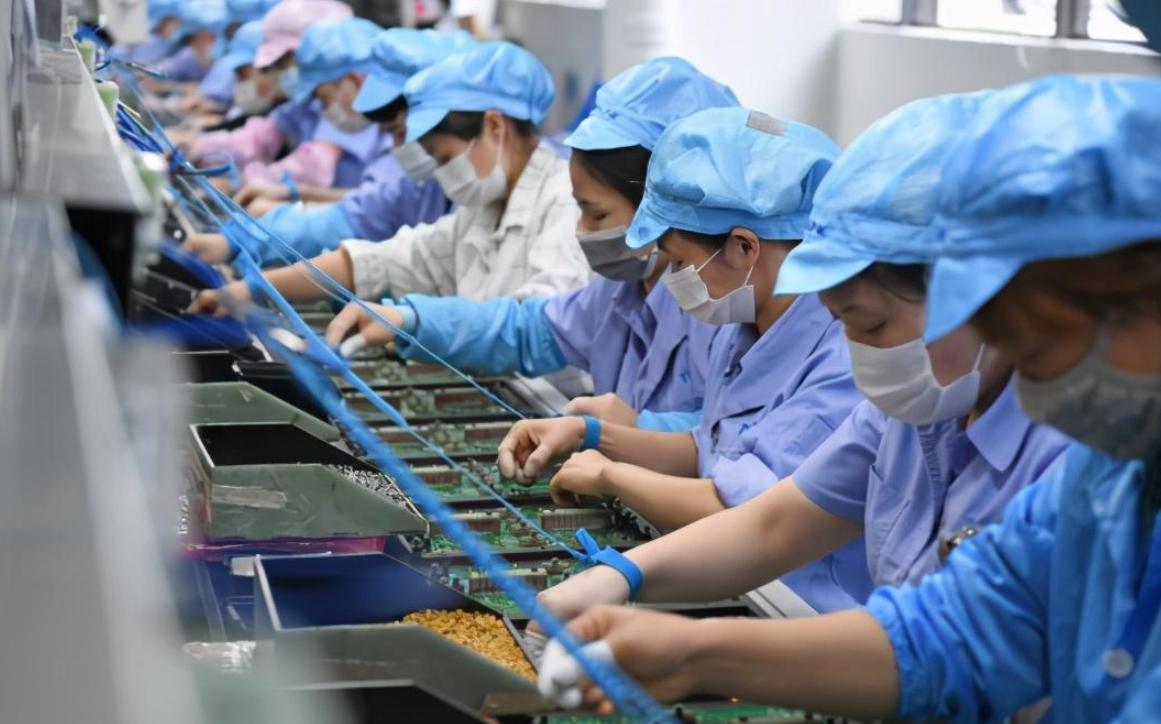 轻工业成本不断上升，为寻廉价劳动力，跨国公司便向非洲等地转移