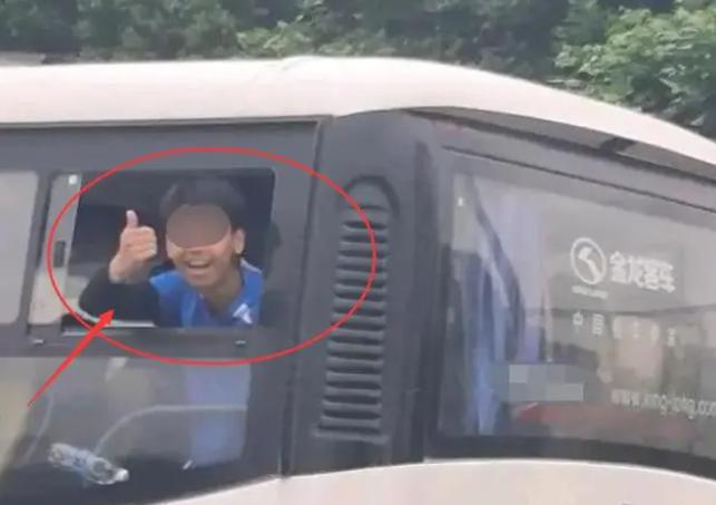 四川大学足球场打架事件处理结果,四川大学足球场打架斗殴事件