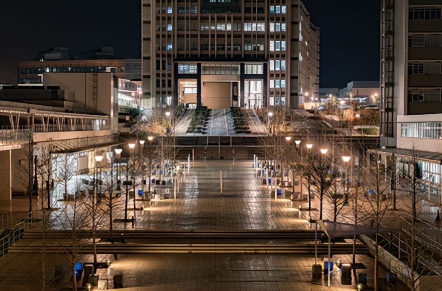 日本九州大学和福冈大学,日本九州东海大学