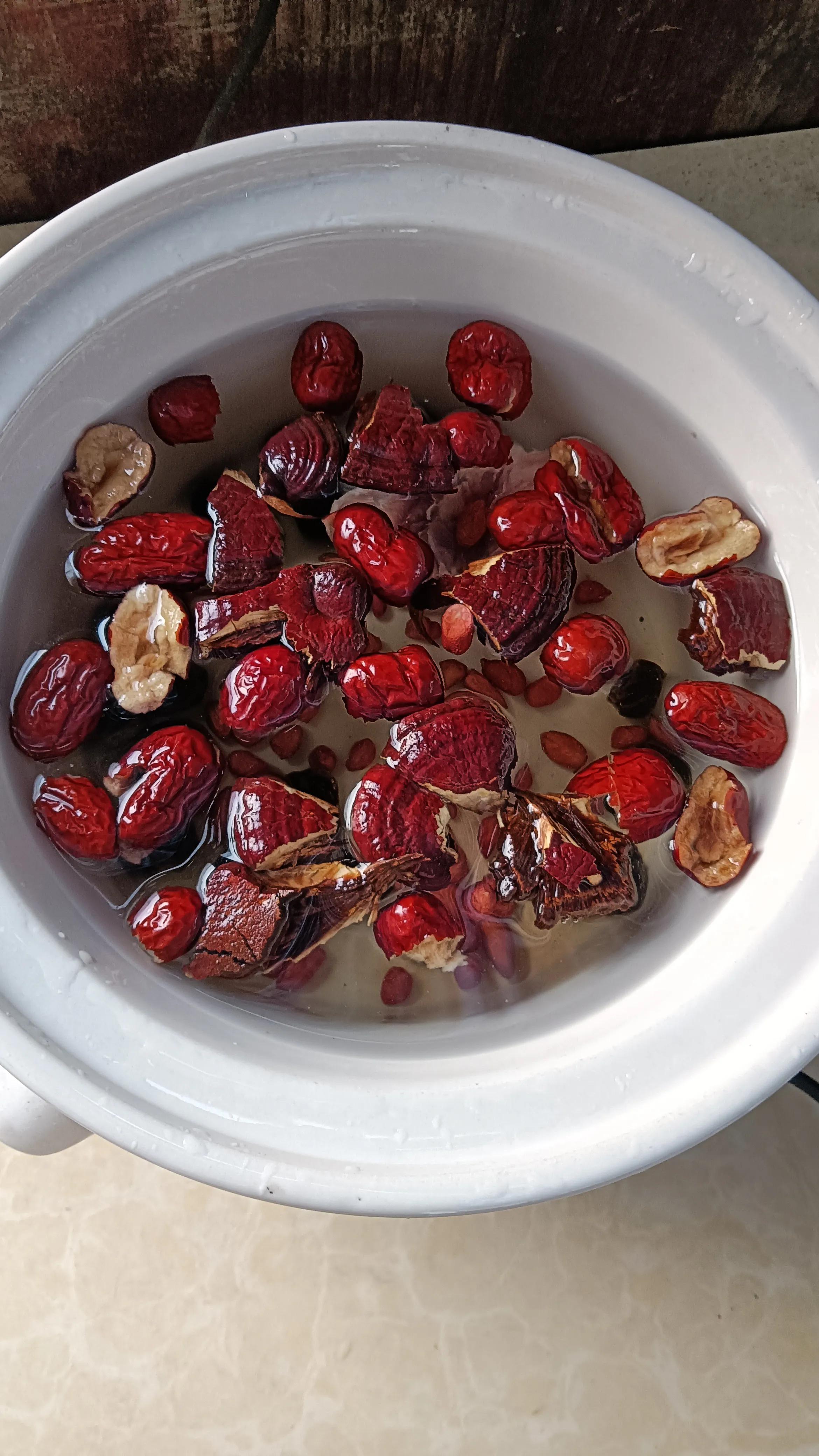 肝硬化引起失眠吃什么中草药有效,肝硬化患者失眠吃中药多长时间