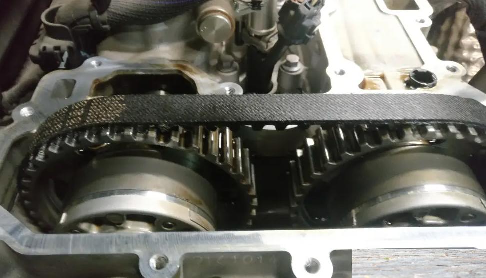 汽车小保养要换机油和哪些东西,汽车除了换机油还需要什么保养