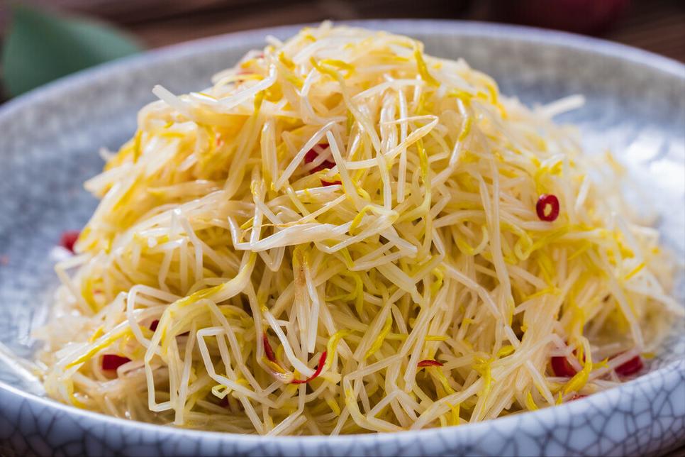 “春天吃8素，健康能上树”，8素指什么？营养健康，早吃早受益