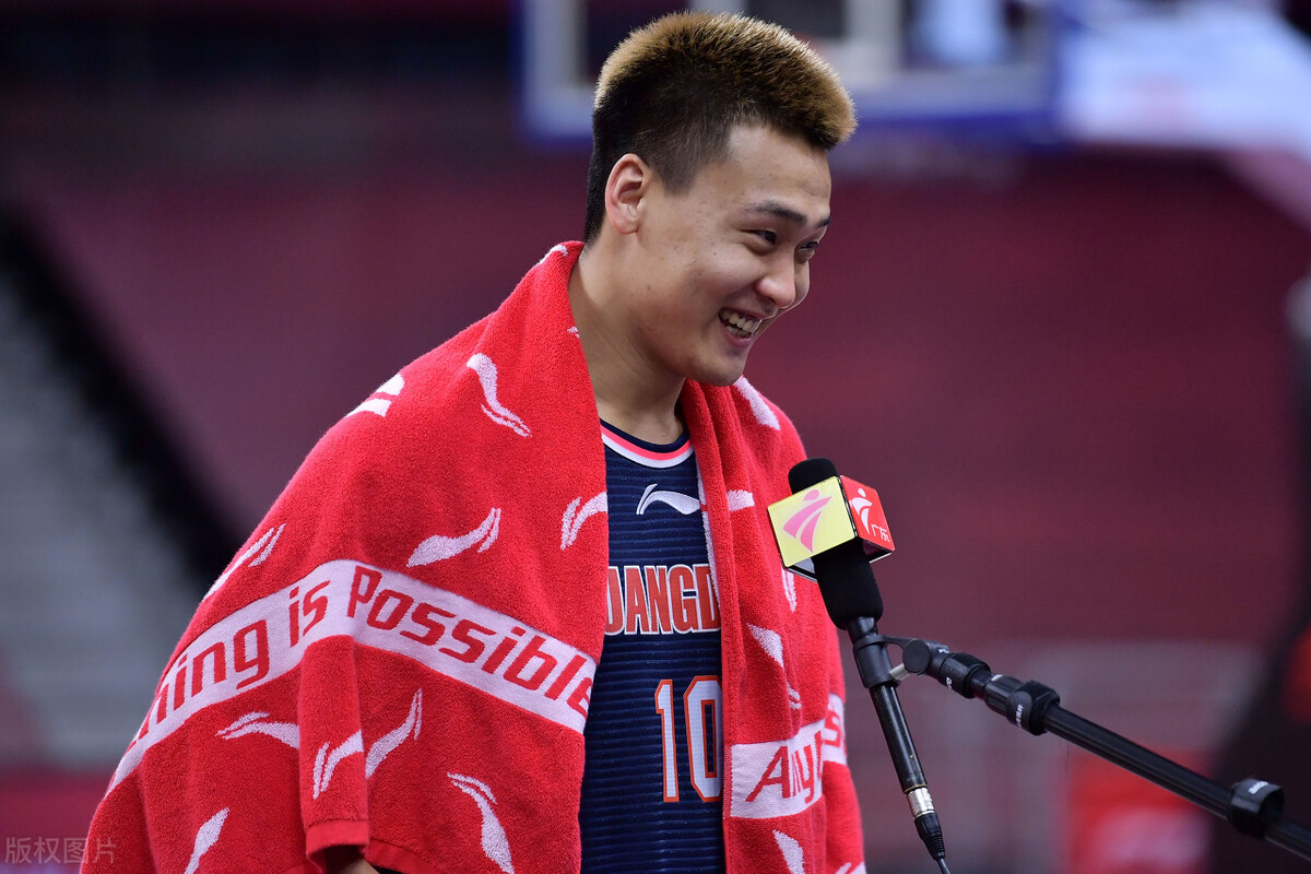 中国男篮vs伊朗男篮直播周琦,中国男篮将对阵黎巴嫩队周琦集锦