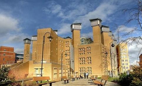 考文垂租房好还是留学好,英国考文垂大学租房最全攻略