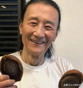 84岁谢贤与女友重燃爱火,谢贤84岁和初恋重温旧情