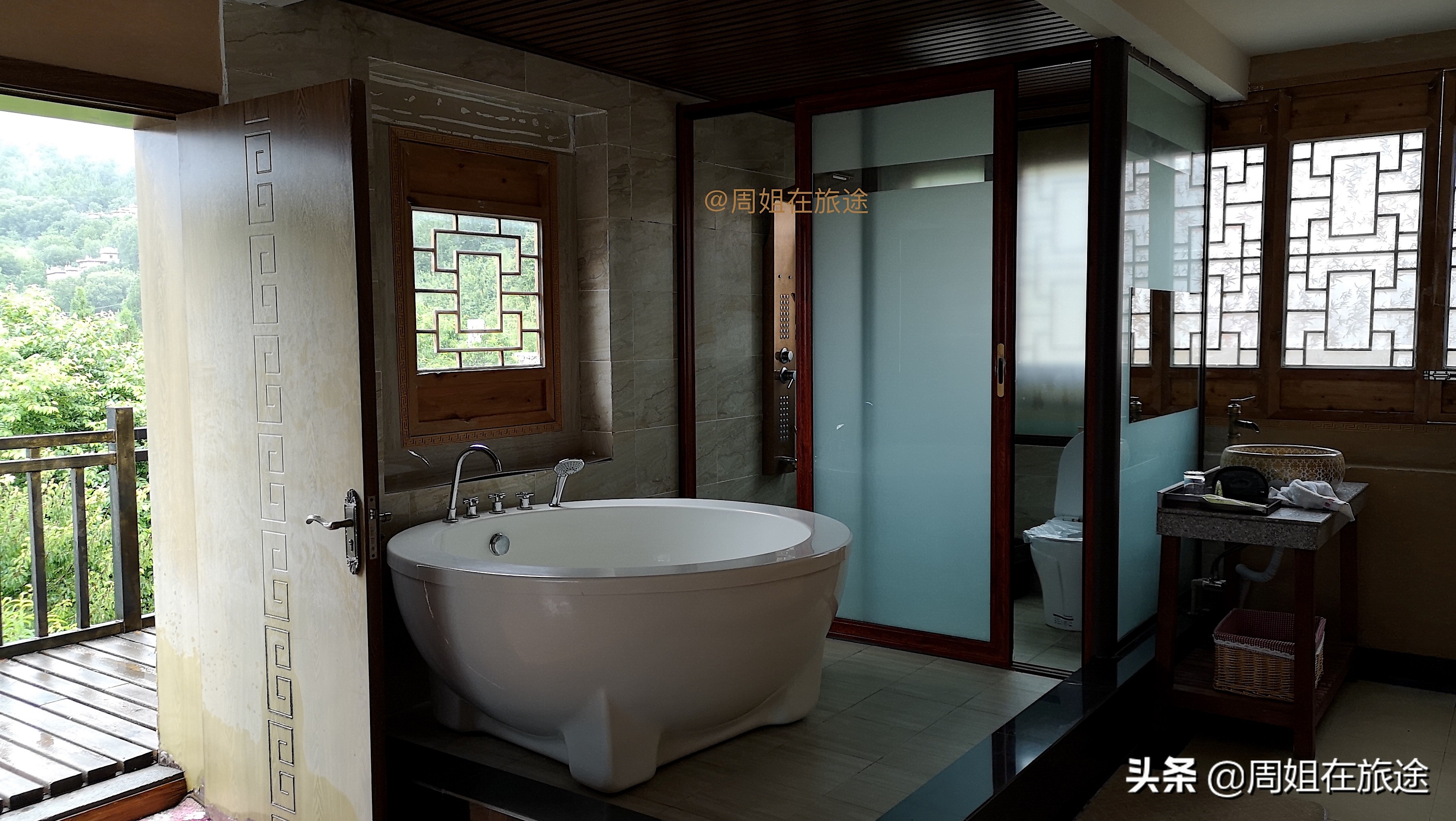 自驾旅游住什么酒店比较好,短期自驾游住酒店