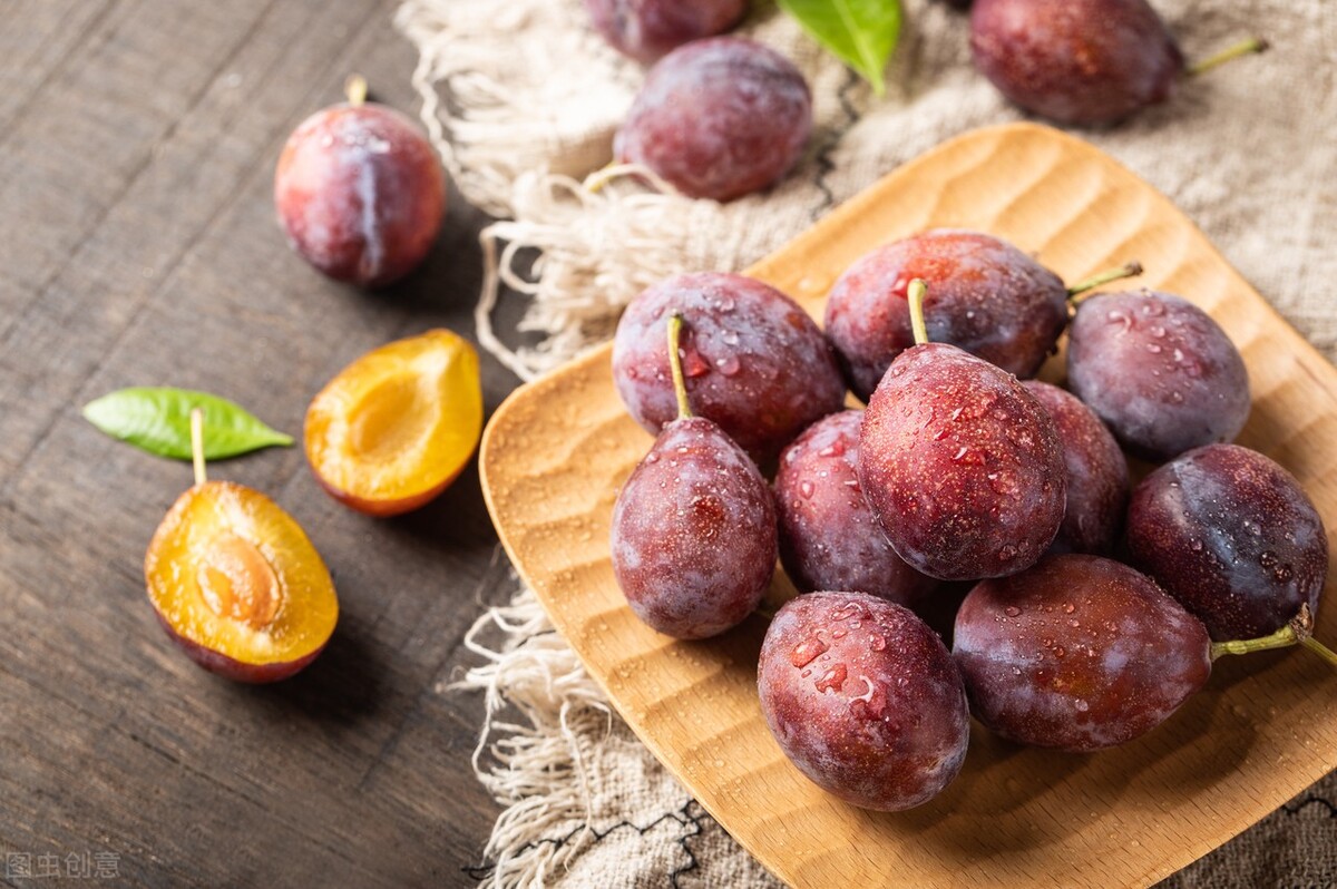 西梅怎么挑才能好吃,西梅怎么处理比较好吃