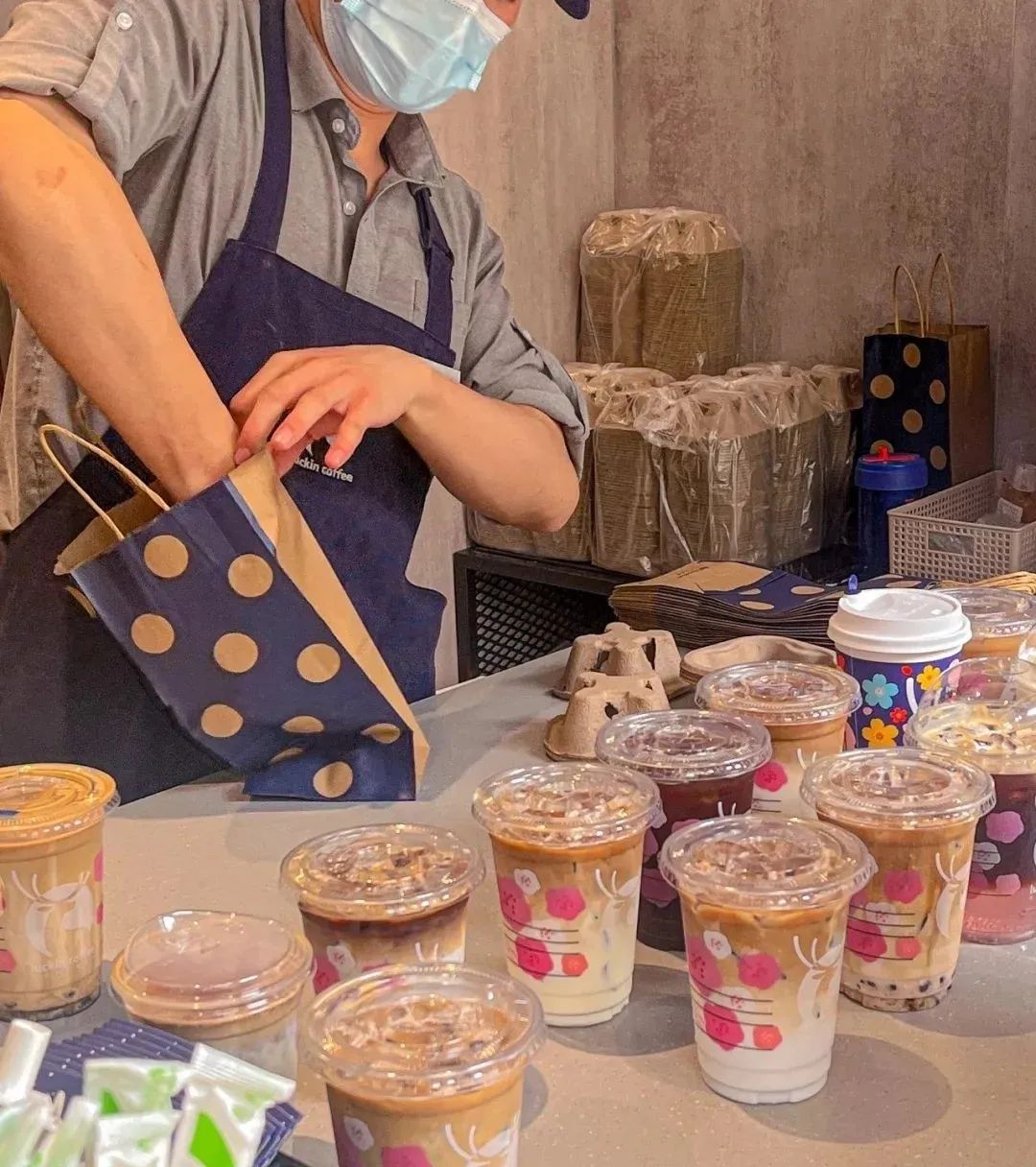 盘点那些争夺大学生第一杯咖啡,争夺大学生第一杯咖啡