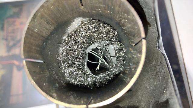 车被塞钢丝球能报警吗,塞钢丝球对付恶意停车