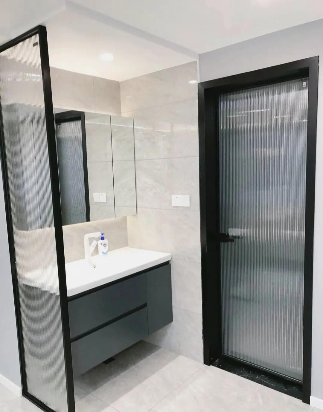 30平方米大卫生间装修效果图,30平卫生间装修效果图