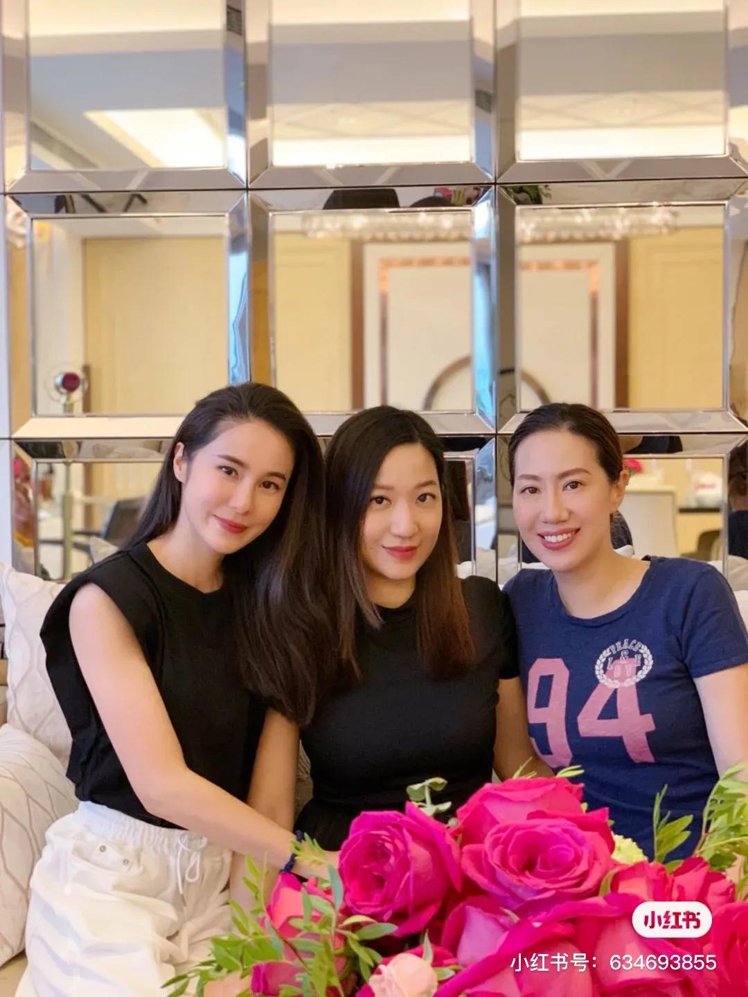 一定要让自己看起来很有钱的样子,让你的照片变得看起来很高级