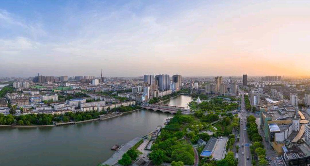 江苏省拥有2个新一线城市，4个二线城市，7个三线城市：泰州第4