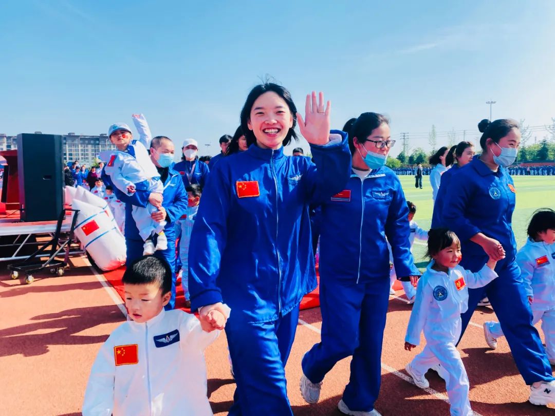 上蔡县直幼儿园分园运动会,上蔡新思维幼儿园春季亲子运动会