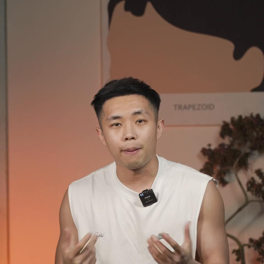 “喂喂喂、不会真的有人520送女朋友水晶球吧？？？？”...